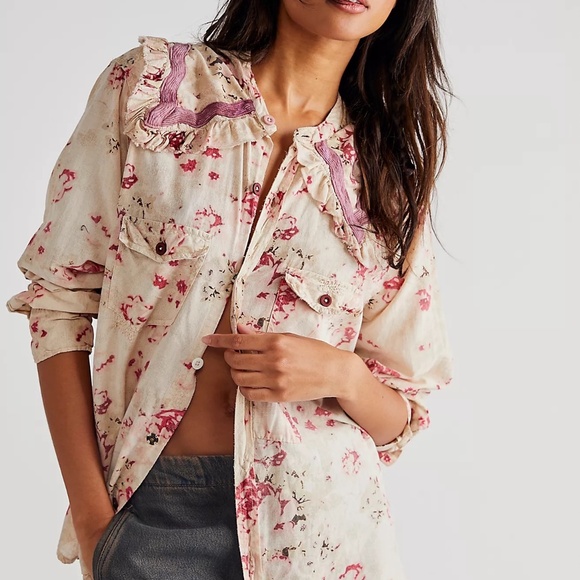 Magnolia Pearl Kelly Western Shirt with Ric Rac Trim in Rossetti